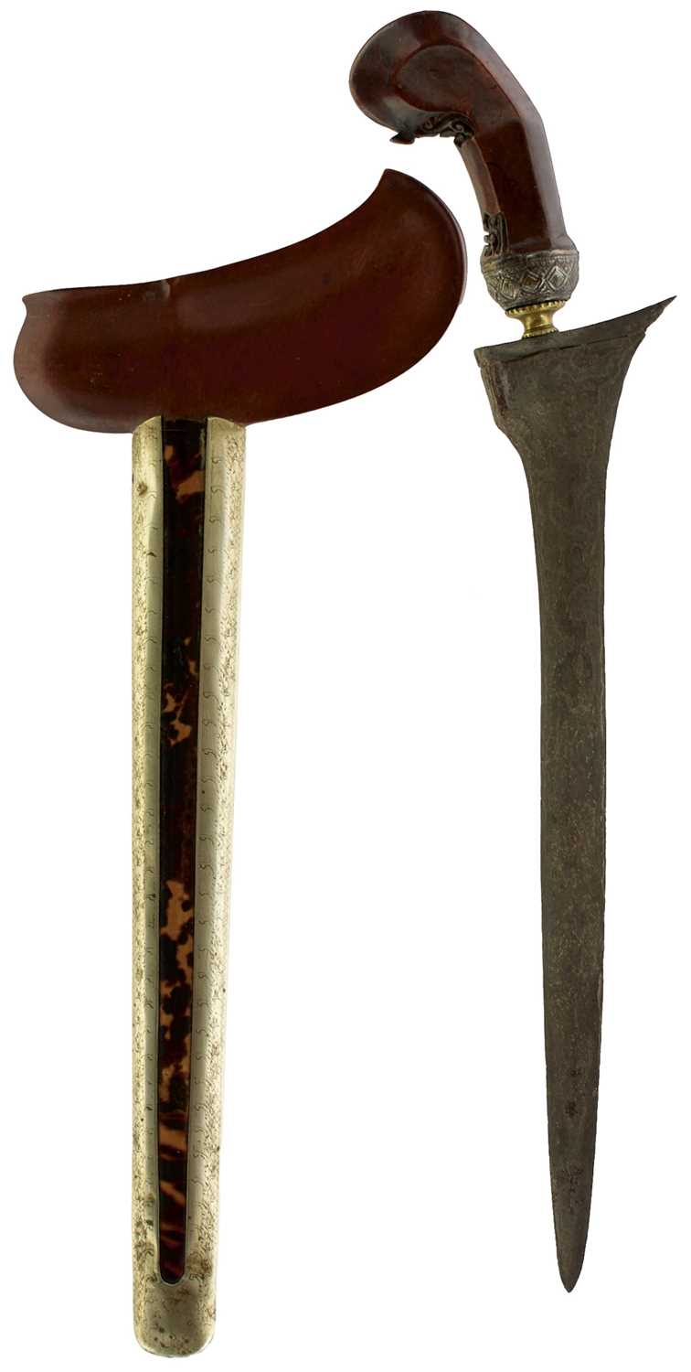 Lot 96 - A 19TH CENTURY SURAKARTA KRIS