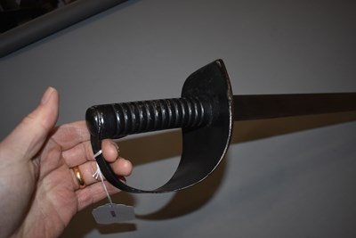 Lot 58 - AN 1889 PATTERN NAVAL CUTLASS