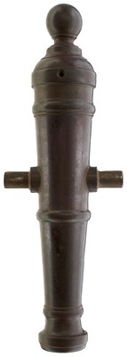 Lot 70 - A MID 19TH CENTURY CAST IRON CANNON BARREL