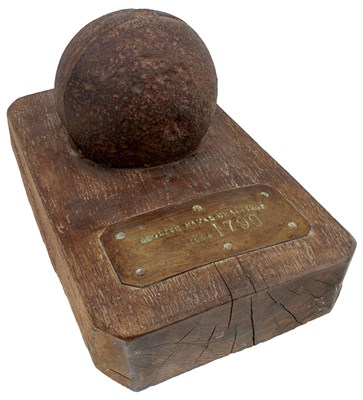 Lot 673 - ONE HALF OF AN ENGLISH CHAIN SHOT IN THE 18TH CENTURY STYLE