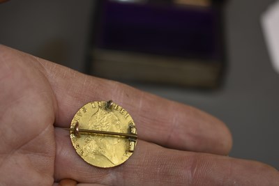 Lot 706 - OF TRAFALGAR AND HORATIO NELSON INTEREST: THE HORATIA NELSON-WARD NELSON GUINEA AND CASKET