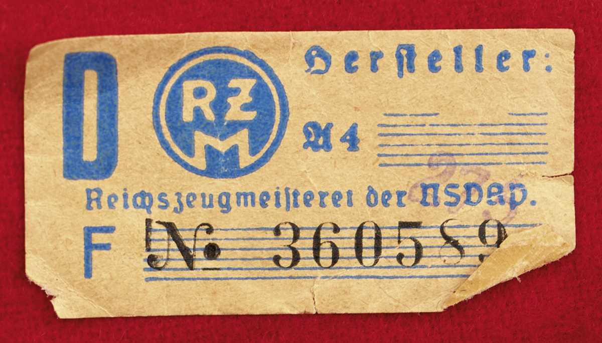 Lot 467 - A LARGE WORLD WAR II THIRD REICH BANNER