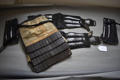 Lot 40 - A 19TH CENTURY JAPANESE PART ARMOUR