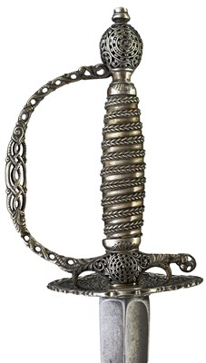 Lot 316 - A 17TH CENTURY SILVER HILTED SMALL SWORD
