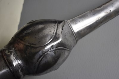 Lot 53 - AN 18TH CENTURY INDIAN PATA OR SWORD