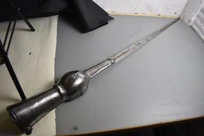Lot 53 - AN 18TH CENTURY INDIAN PATA OR SWORD