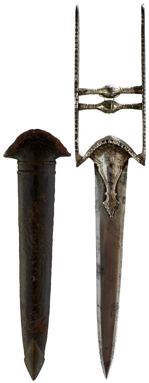 Lot 58 - AN 18TH CENTURY INDIAN KATAR