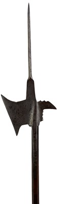 Lot 342 - A 16TH CENTURY GERMAN HALBERD