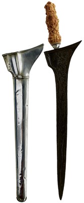 Lot 96 - A 19TH CENTURY OR EARLIER MADURA KRIS