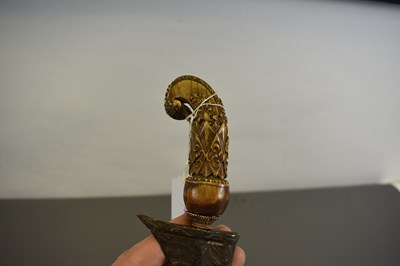 Lot 93 - A 19TH CENTURY OR EARLIER MADURA KRIS