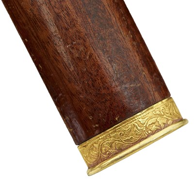 Lot 90 - A 19TH CENTURY GOLD MOUNTED MALAYAN KRIS