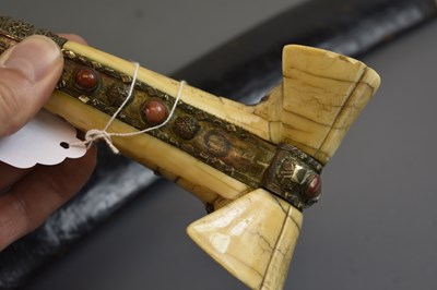 Lot 131 - AN OTTOMAN TURKISH YATAGHAN