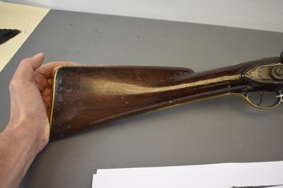 Lot 186 - A LATE 17TH CENTURY BRASS BARRELLED FLINTLOCK BLUNDERBUSS BY JOHN HOSEY