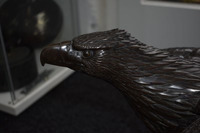Lot 48 - AN IMPRESSIVE JAPANESE MEIJI PERIOD BRONZE EAGLE