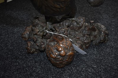 Lot 48 - AN IMPRESSIVE JAPANESE MEIJI PERIOD BRONZE EAGLE