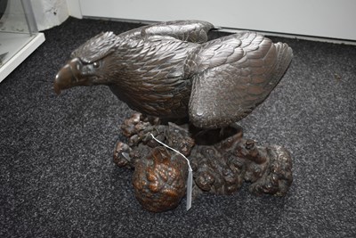 Lot 48 - AN IMPRESSIVE JAPANESE MEIJI PERIOD BRONZE EAGLE