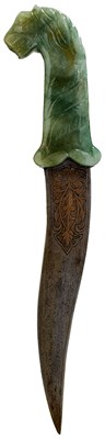 Lot 68 - AN EARLY 20TH CENTURY INDIAN KHANJAR