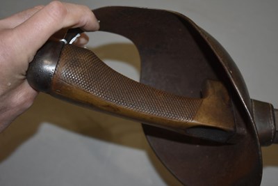 Lot 163 - A 1908 PATTERN CAVALRY SWORD