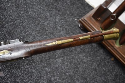 Lot 688 - A FLINTLOCK BLUNDERBUSS BY HALL OF LONDON