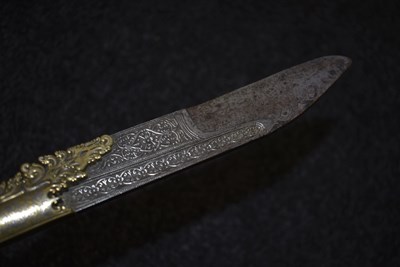 Lot 95 - AN 18TH CENTURY SINHALESE PIHA KAETTA OR DAGGER