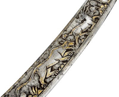 Lot 44 - A LATE 18TH OR EARLY 19TH CENTURY DECCAN INDIAN MAHARATHAN TROPHY SHAMSHIR SHIKARGAR OR SWORD