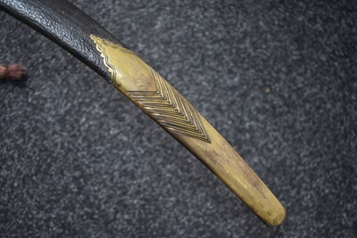 Lot 44 - A LATE 18TH OR EARLY 19TH CENTURY DECCAN INDIAN MAHARATHAN TROPHY SHAMSHIR SHIKARGAR OR SWORD
