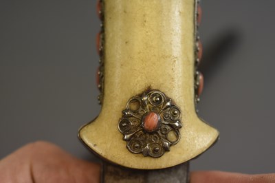 Lot 112 - A SCARCE OTTOMAN TURKISH BALKAN DAGGER