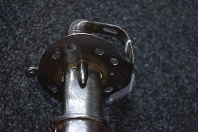 Lot 136 - A 1796 PATTERN HEAVY CAVALRY TROOPER'S SWORD TO THE 6TH DRAGOON GUARDS
