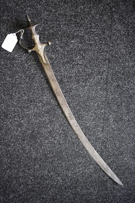 Lot 46 - A 19TH CENTURY SIKH INFLUENCED INDIAN TULWAR