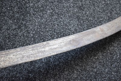 Lot 48 - AN 18TH CENTURY SOUTHERN INDIAN OR DECCAN SWORD