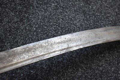 Lot 48 - AN 18TH CENTURY SOUTHERN INDIAN OR DECCAN SWORD