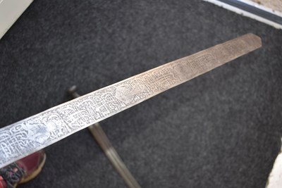 Lot 49 - AN INDO-PERSIAN SWORD