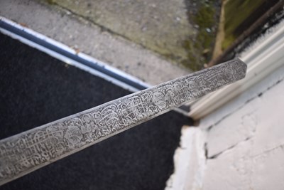 Lot 49 - AN INDO-PERSIAN SWORD