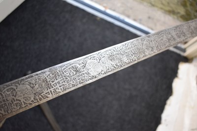 Lot 49 - AN INDO-PERSIAN SWORD