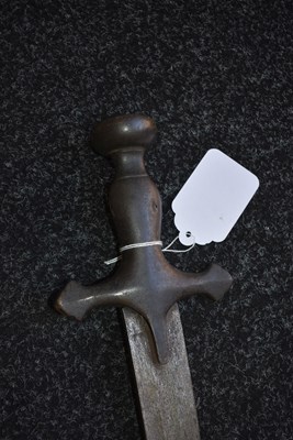 Lot 49 - AN INDO-PERSIAN SWORD