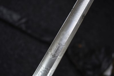 Lot 183 - A ROYAL NAVAL WARRANT OFFICER'S SWORD