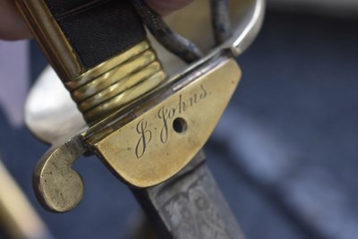 Lot 183 - A ROYAL NAVAL WARRANT OFFICER'S SWORD