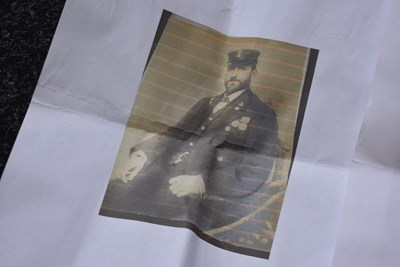 Lot 183 - A ROYAL NAVAL WARRANT OFFICER'S SWORD