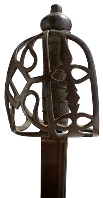 Lot 325 - A MID 18TH CENTURY BRITISH GRENADIER'S SWORD