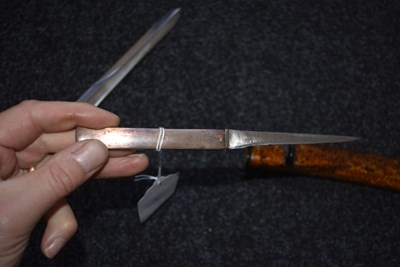 Lot 5 - A TANTO