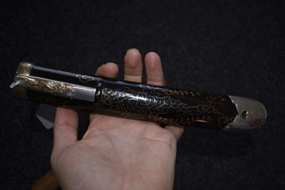 Lot 1 - A FINE AIKUCHI