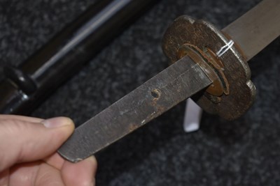 Lot 12 - A WAKIZASHI
