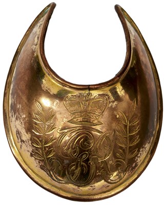 Lot 462 - A GEORGIAN OFFICER'S UNIVERSAL PATTERN GORGET