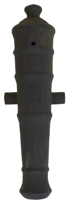 Lot 382 - A CAST IRON SIGNALLING CANNON