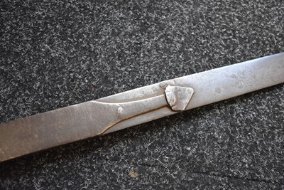 Lot 54 - AN INDIAN PATA OR SWORD