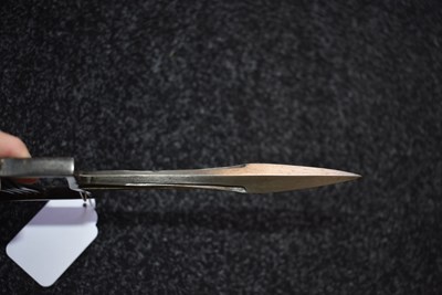 Lot 57 - A 19TH CENTURY INDIAN KATAR OR DAGGER