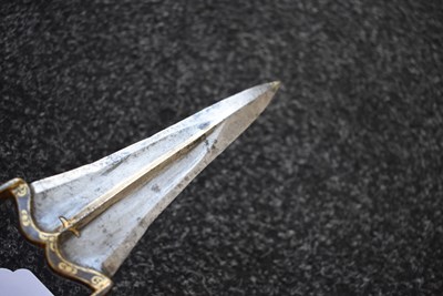 Lot 56 - A LATE 18TH OR EARLY 19TH CENTURY KATAR OR DAGGER FOR A BOY