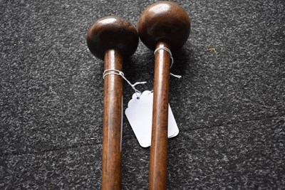 Lot 113 - A 19TH CENTURY ZULU KNOBKERRIE