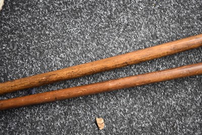Lot 113 - A 19TH CENTURY ZULU KNOBKERRIE