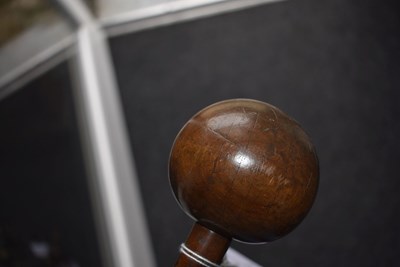 Lot 113 - A 19TH CENTURY ZULU KNOBKERRIE